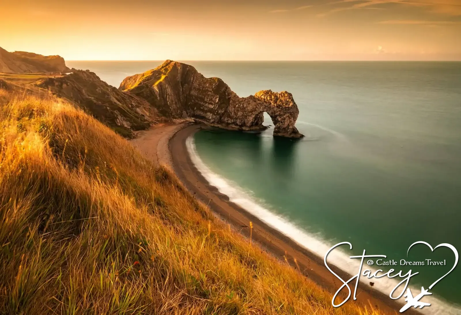 Durdle Door limestone arch on the Dorset Coast