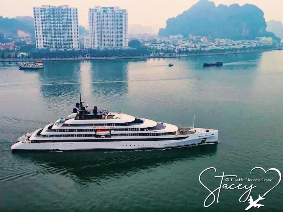 Emerald Cruises Star-Ship on a river